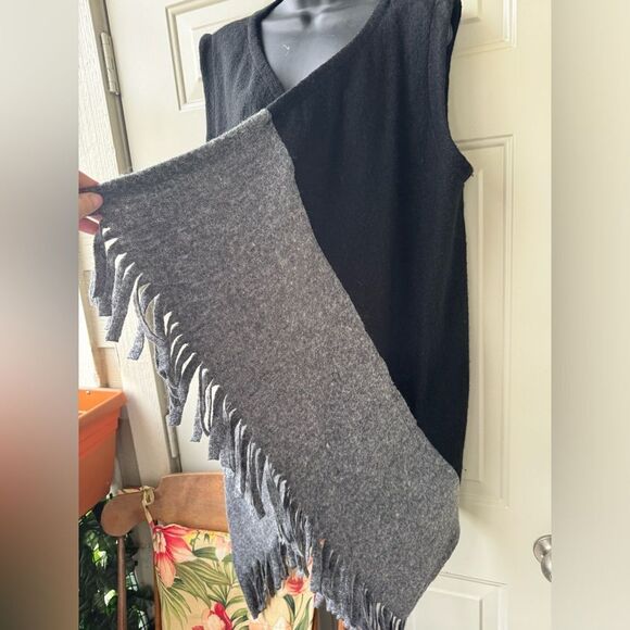 For Cynthia Womens Wool Sleeveless
Open Cardigan Sz XL Pockets Fringed NEW - Picture 4 of 10